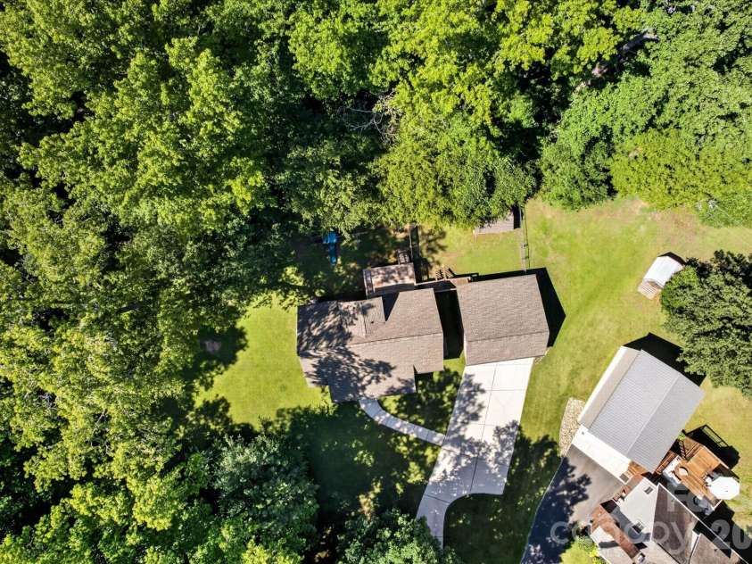 4881 Hickory Nut Court, Rock Hill, SC 29730.  MLS# CAR4389865, YatesRealty ID 29936. 