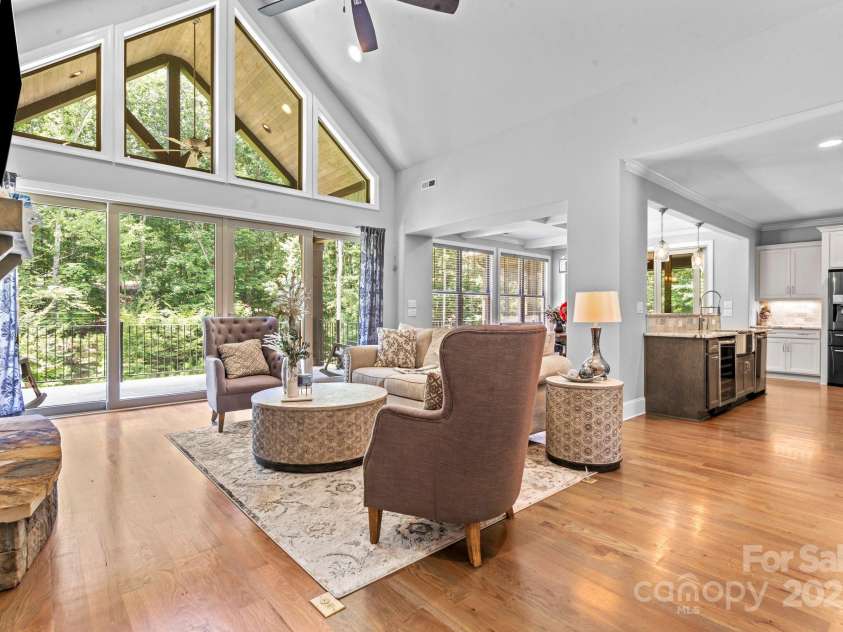 133 Wolf Hill Drive, Mooresville, NC 28117.  MLS# CAR4287642, YatesRealty ID 29937. 