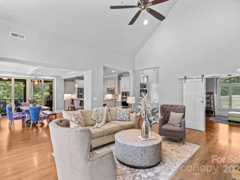 133 Wolf Hill Drive, Mooresville, NC 28117.  MLS# CAR4287642, YatesRealty ID 29937. 