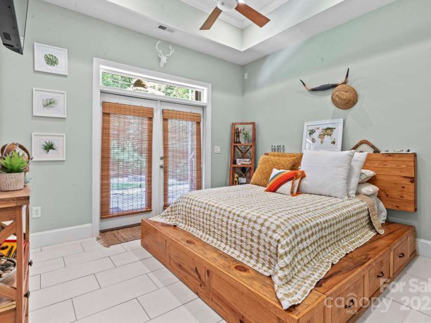 133 Wolf Hill Drive, Mooresville, NC 28117.  MLS# CAR4287642, YatesRealty ID 29937. 