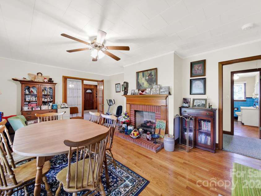 3017 Lynwood Drive, Lancaster, SC 29720.  MLS# CAR4242473, YatesRealty ID 29938. 