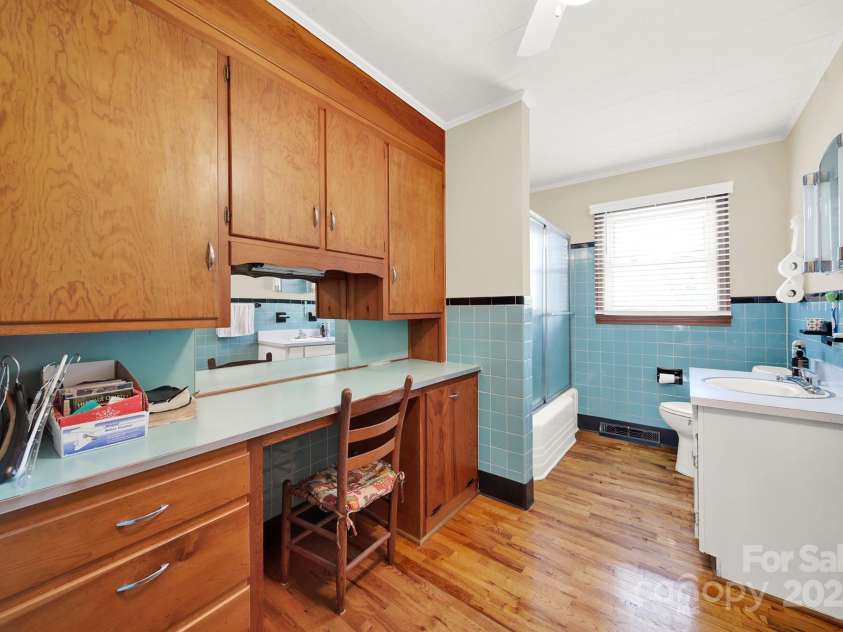 3017 Lynwood Drive, Lancaster, SC 29720.  MLS# CAR4242473, YatesRealty ID 29938. 