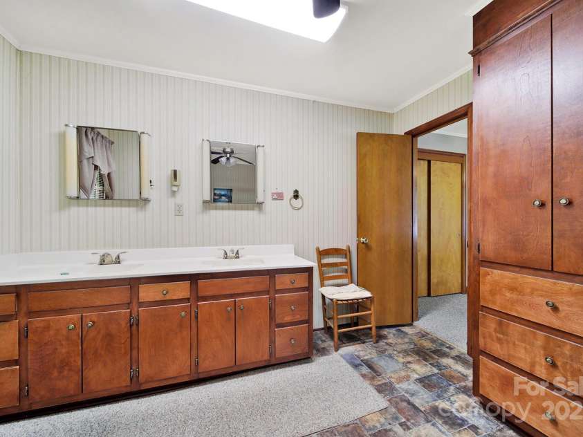 3017 Lynwood Drive, Lancaster, SC 29720.  MLS# CAR4242473, YatesRealty ID 29938. 