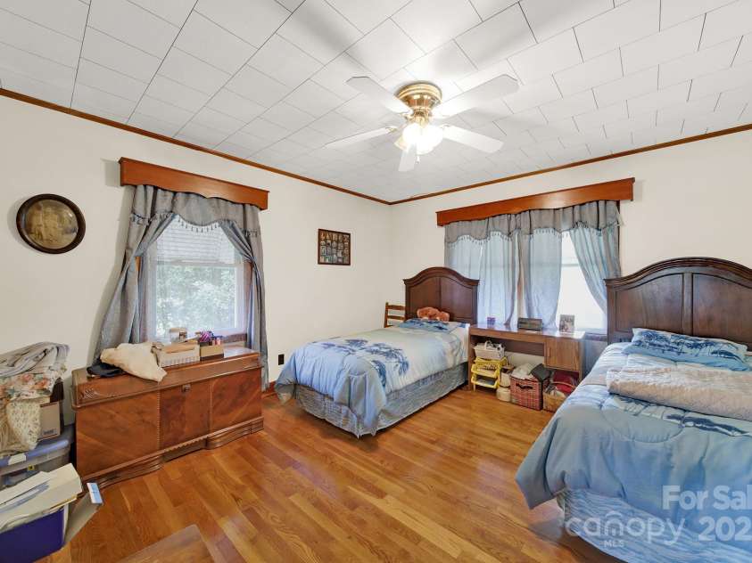 3017 Lynwood Drive, Lancaster, SC 29720.  MLS# CAR4242473, YatesRealty ID 29938. 