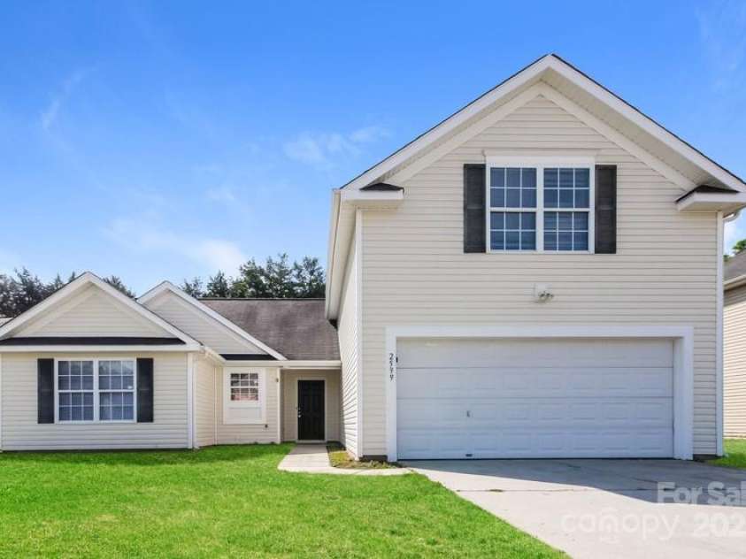 2599 April Showers Lane, Rock Hill, SC 29730.  MLS# CAR4262872, YatesRealty ID 29939. 