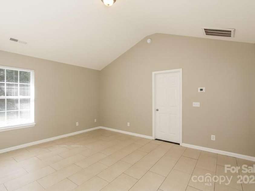 2599 April Showers Lane, Rock Hill, SC 29730.  MLS# CAR4262872, YatesRealty ID 29939. 