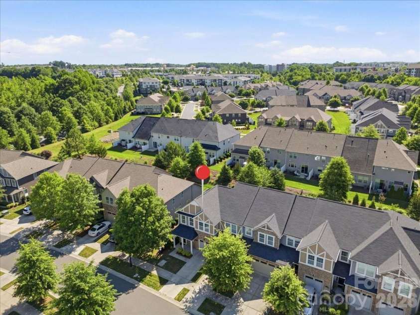 5618 Stonewells Drive, Charlotte, NC 28278.  MLS# CAR4390467, YatesRealty ID 29939. 
