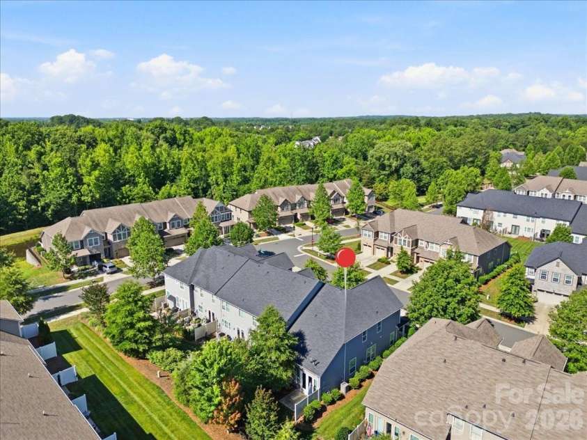 5618 Stonewells Drive, Charlotte, NC 28278.  MLS# CAR4390467, YatesRealty ID 29939. 