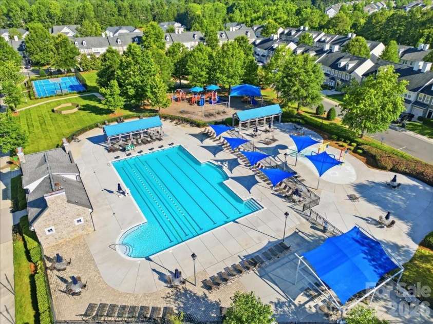 5618 Stonewells Drive, Charlotte, NC 28278.  MLS# CAR4390467, YatesRealty ID 29939. 