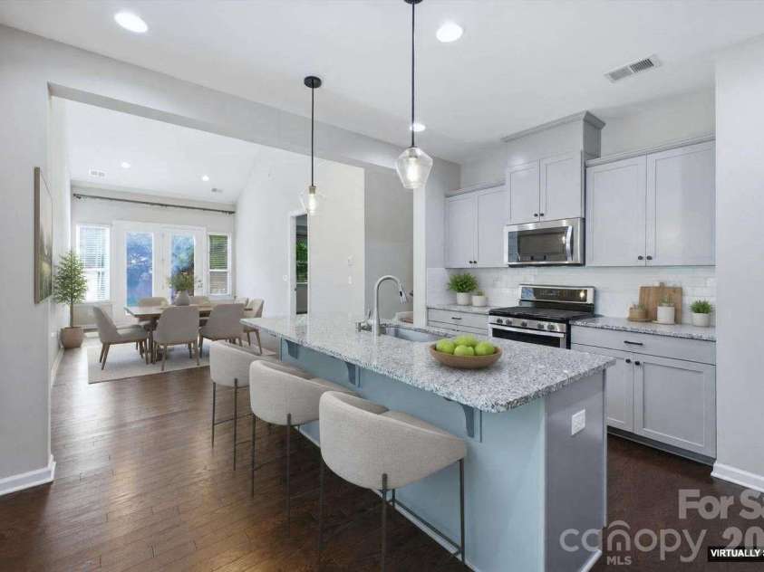 5618 Stonewells Drive, Charlotte, NC 28278.  MLS# CAR4390467, YatesRealty ID 29939. Virtually staged