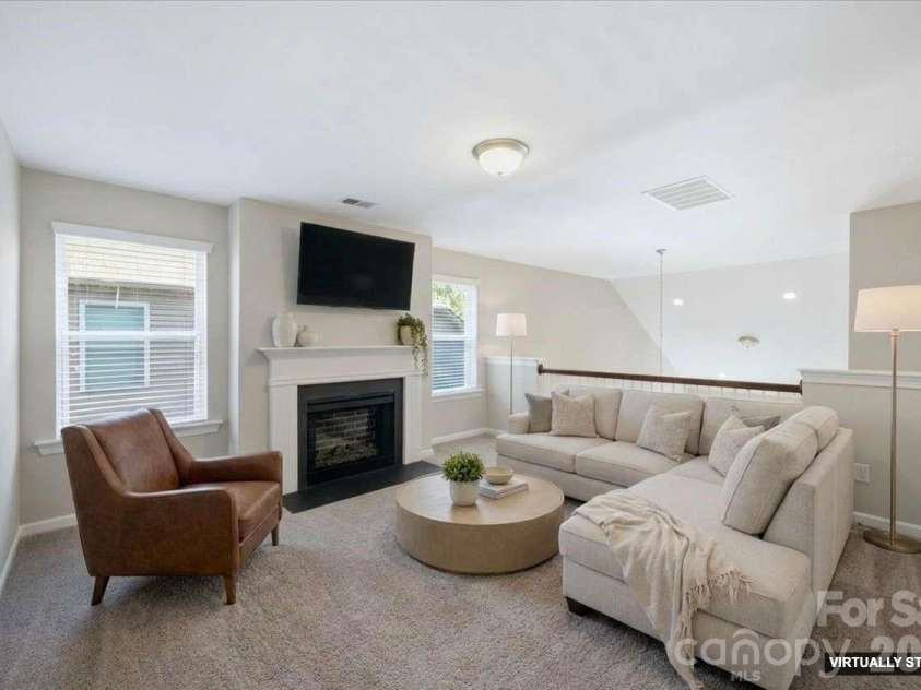 5618 Stonewells Drive, Charlotte, NC 28278.  MLS# CAR4390467, YatesRealty ID 29939. Virtually staged