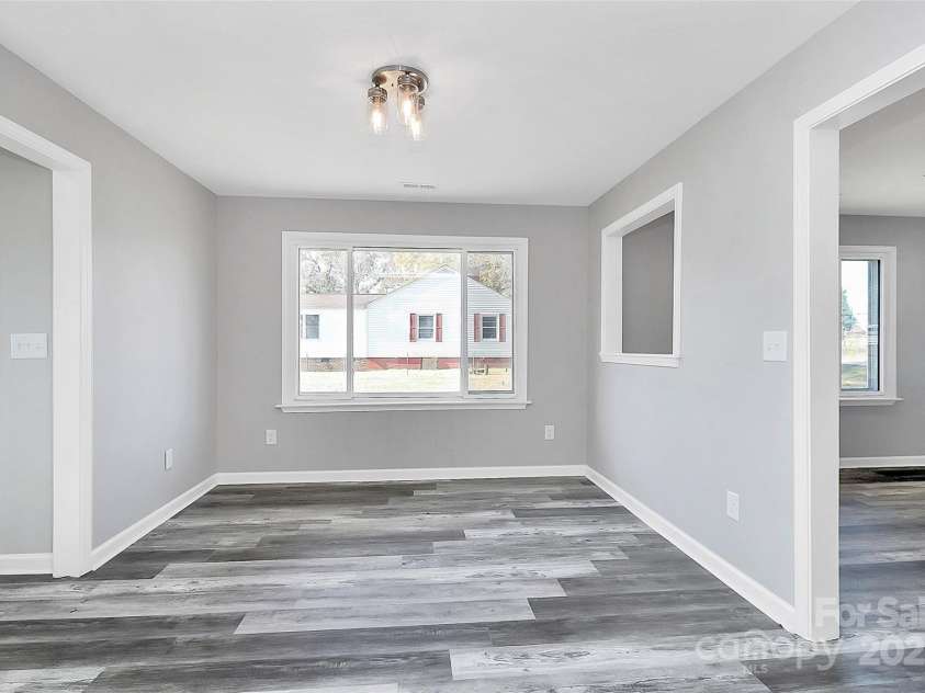 108 Lee Drive, Shelby, NC 28150.  MLS# CAR4322859, YatesRealty ID 2994. 