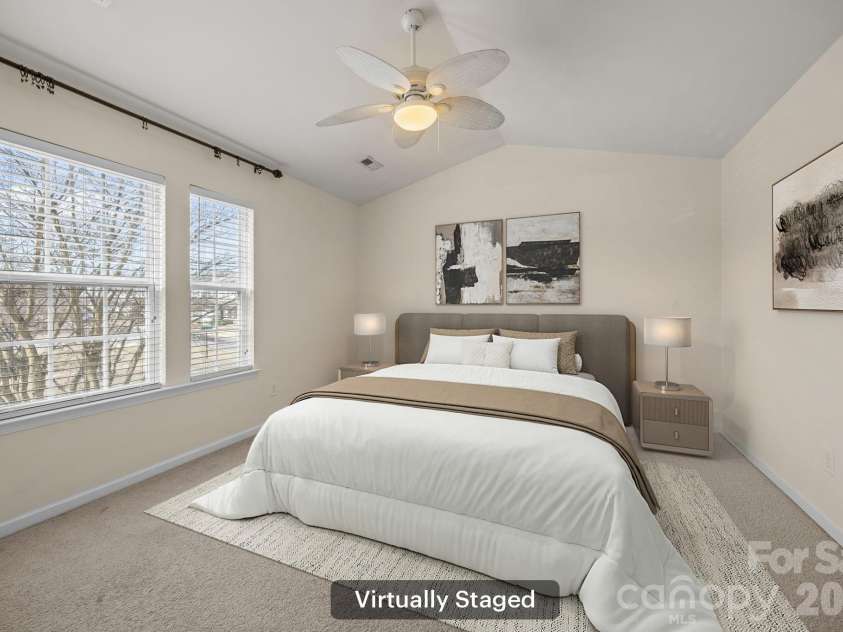 11138 Derryrush Drive, Charlotte, NC 28213.  MLS# CAR4352898, YatesRealty ID 2994. 