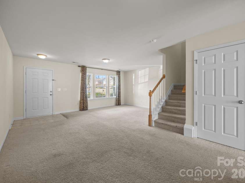 11138 Derryrush Drive, Charlotte, NC 28213.  MLS# CAR4352898, YatesRealty ID 2994. 