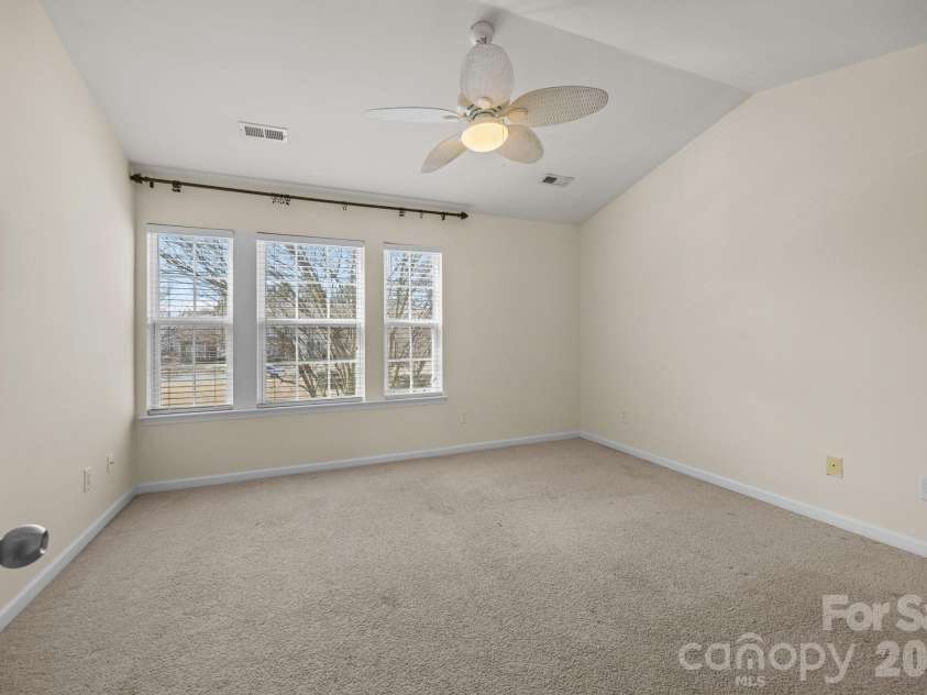 11138 Derryrush Drive, Charlotte, NC 28213.  MLS# CAR4352898, YatesRealty ID 2994. 