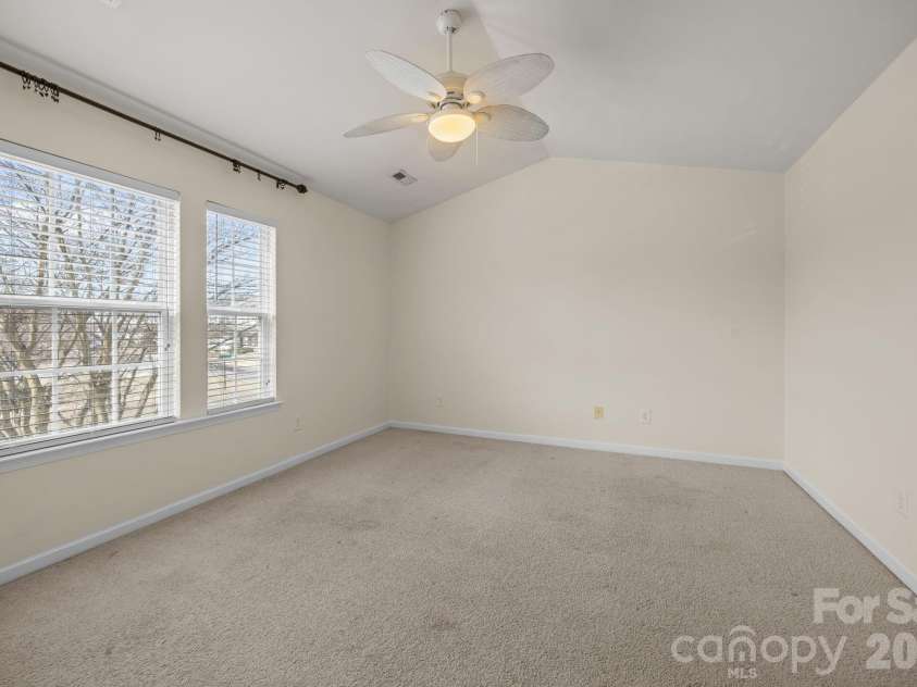11138 Derryrush Drive, Charlotte, NC 28213.  MLS# CAR4352898, YatesRealty ID 2994. 
