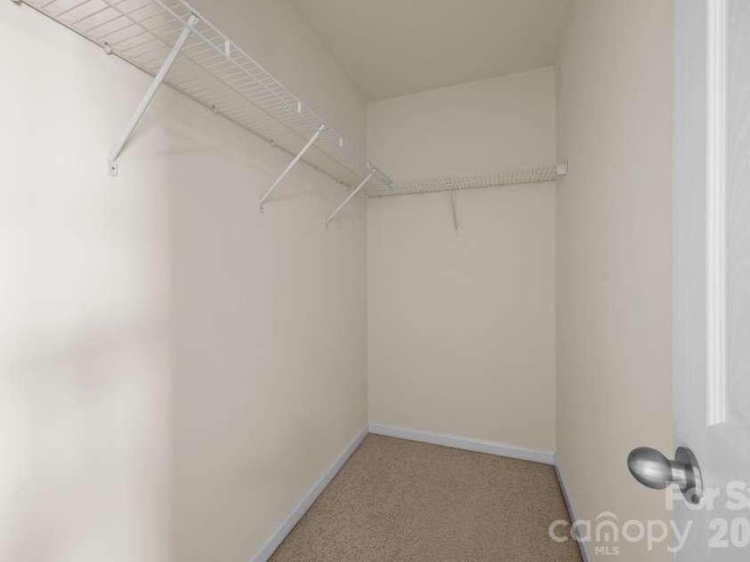 11138 Derryrush Drive, Charlotte, NC 28213.  MLS# CAR4352898, YatesRealty ID 2994. 