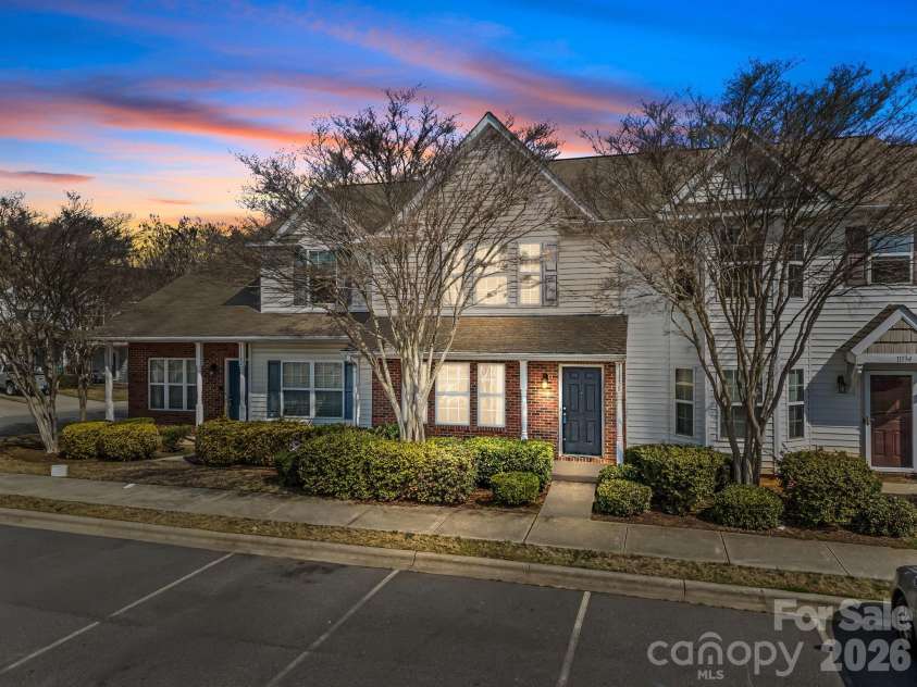 11138 Derryrush Drive, Charlotte, NC 28213.  MLS# CAR4352898, YatesRealty ID 2994. 