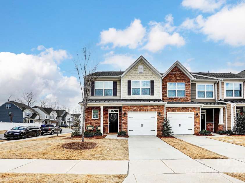 3925 Rothwood Lane, Harrisburg, NC 28075.  MLS# CAR4276279, YatesRealty ID 2994. 