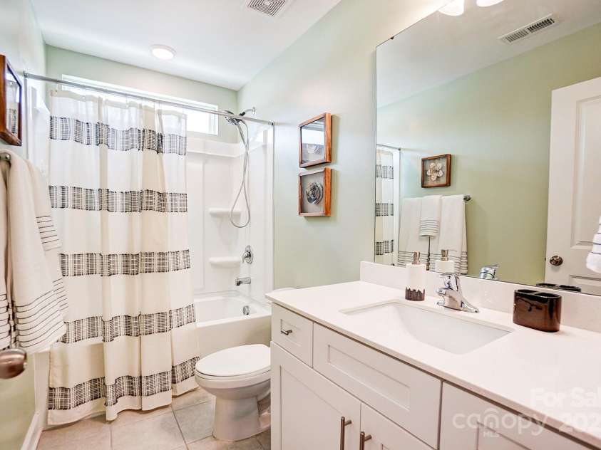 3925 Rothwood Lane, Harrisburg, NC 28075.  MLS# CAR4317892, YatesRealty ID 2994. 