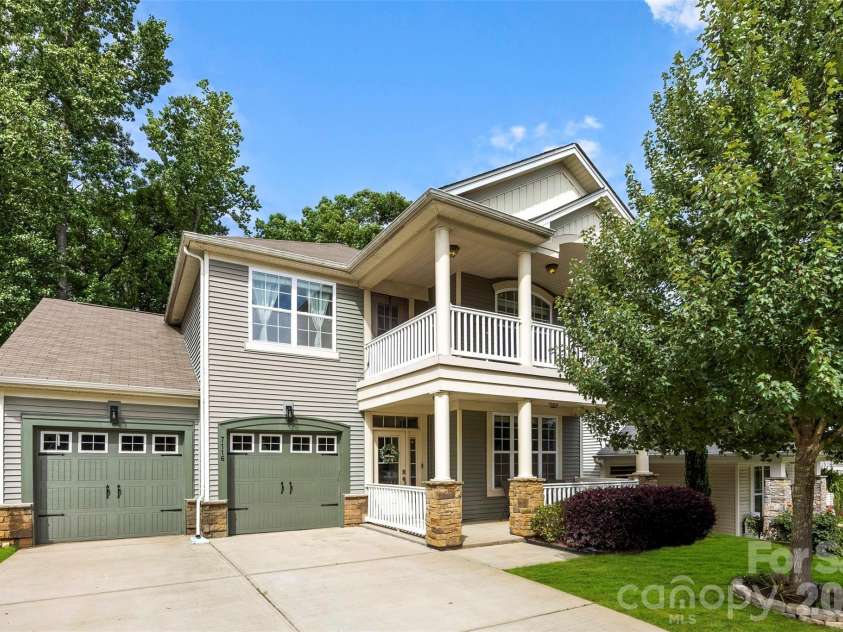 7116 Toxaway Lane, Charlotte, NC 28269.  MLS# CAR4391791, YatesRealty ID 29940. 