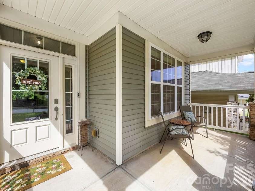 7116 Toxaway Lane, Charlotte, NC 28269.  MLS# CAR4391791, YatesRealty ID 29940. 