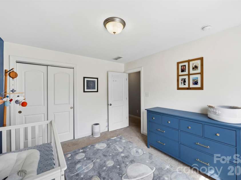 7116 Toxaway Lane, Charlotte, NC 28269.  MLS# CAR4391791, YatesRealty ID 29940. 