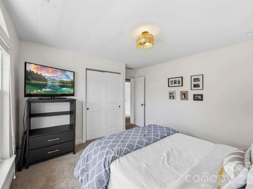 7116 Toxaway Lane, Charlotte, NC 28269.  MLS# CAR4391791, YatesRealty ID 29940. 