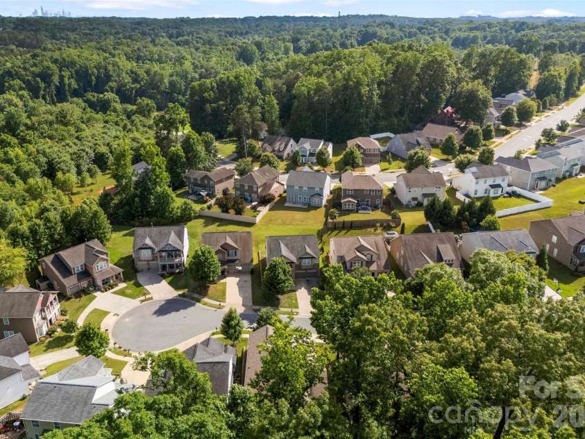 7116 Toxaway Lane, Charlotte, NC 28269.  MLS# CAR4391791, YatesRealty ID 29940. 