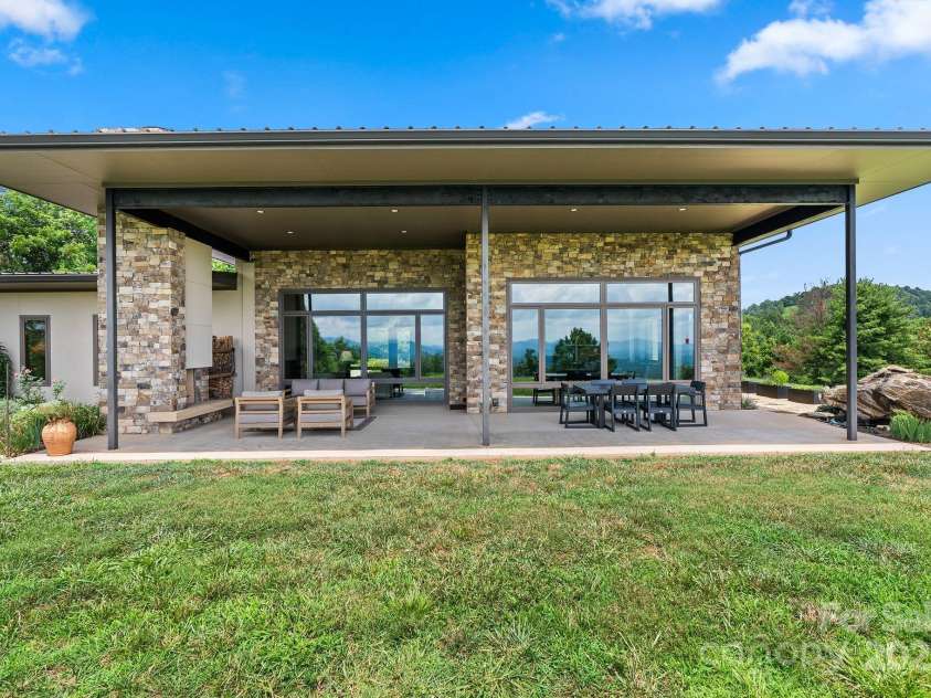 1045 & 1047 Graham Road, Marshall, NC 28753.  MLS# CAR4280943, YatesRealty ID 29941. Plenty of room to enjoy outdoor living