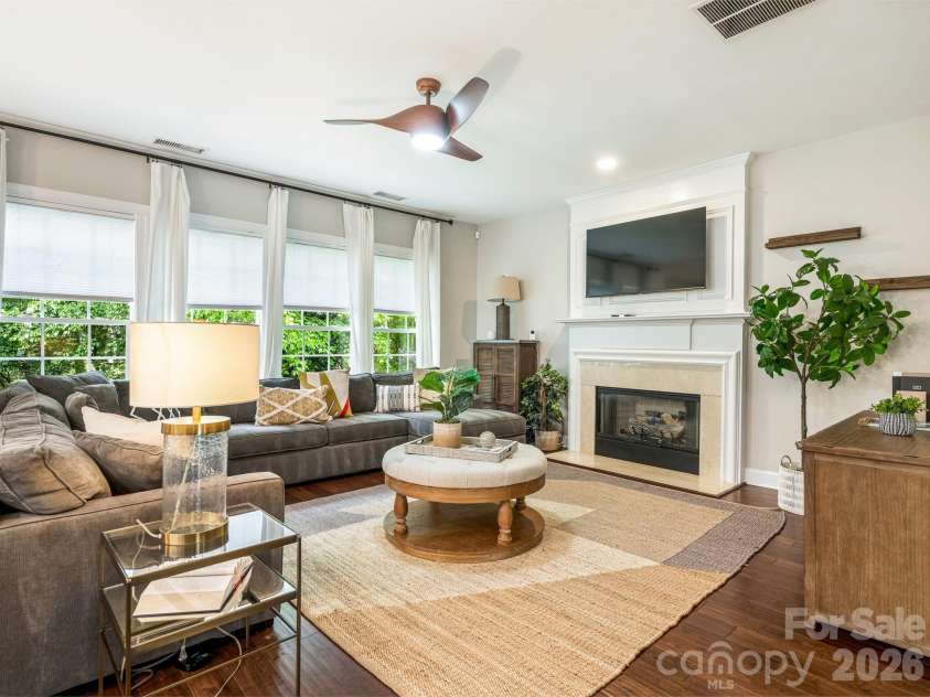 6807 Guinevere Drive, Charlotte, NC 28277.  MLS# CAR4391308, YatesRealty ID 29941. 