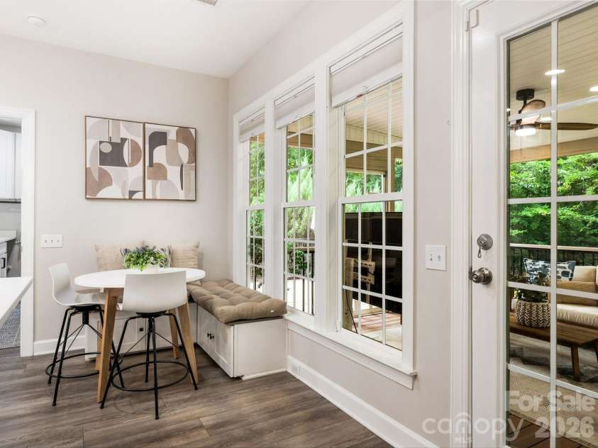 6807 Guinevere Drive, Charlotte, NC 28277.  MLS# CAR4391308, YatesRealty ID 29941. 