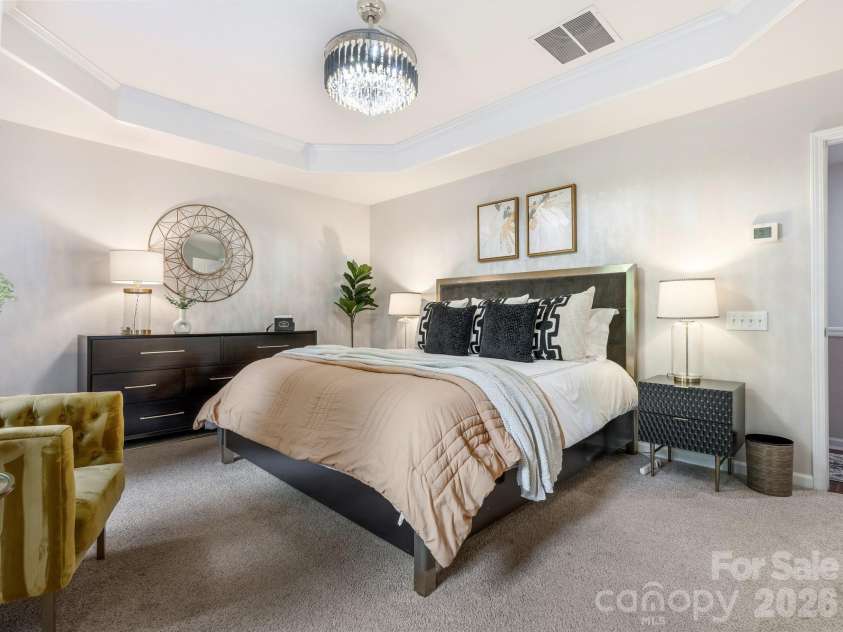 6807 Guinevere Drive, Charlotte, NC 28277.  MLS# CAR4391308, YatesRealty ID 29941. 