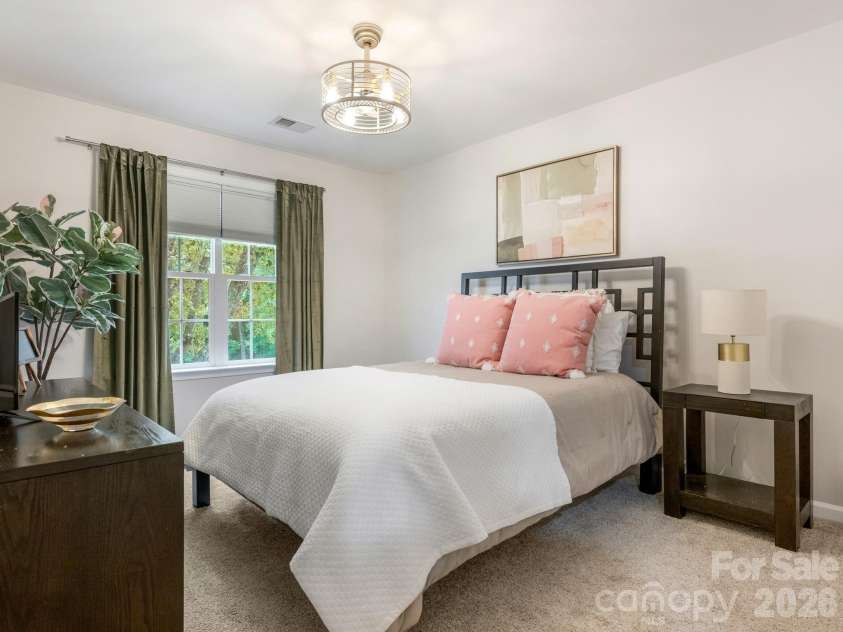 6807 Guinevere Drive, Charlotte, NC 28277.  MLS# CAR4391308, YatesRealty ID 29941. 