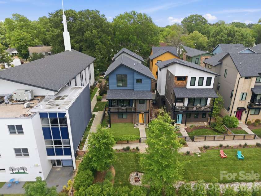 1026 Polaris Way, Charlotte, NC 28205.  MLS# CAR4391367, YatesRealty ID 29942. 