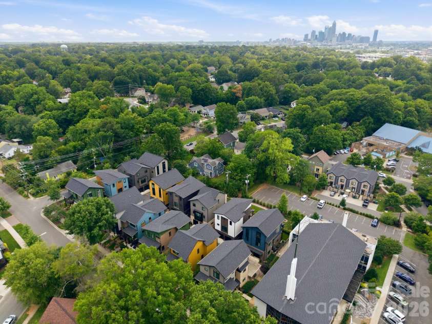 1026 Polaris Way, Charlotte, NC 28205.  MLS# CAR4391367, YatesRealty ID 29942. 