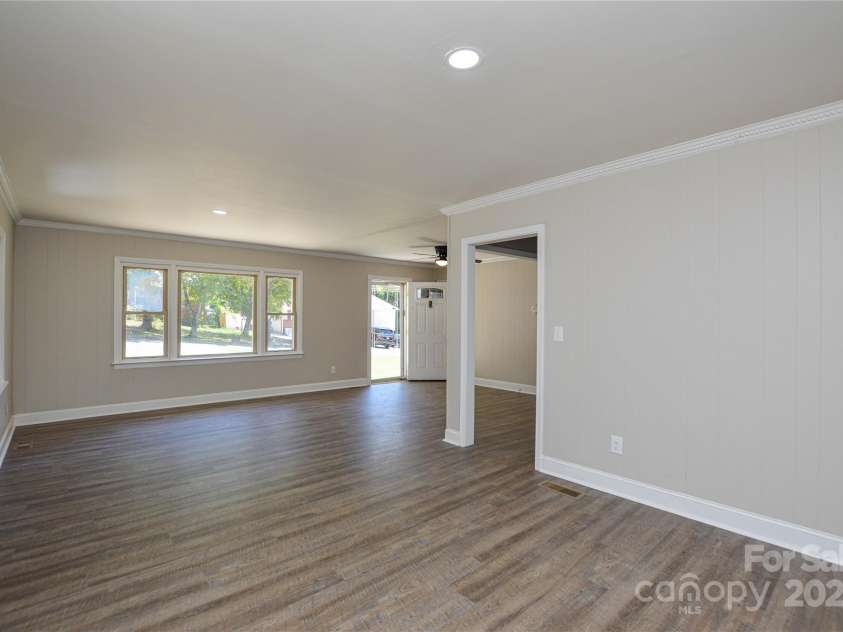 116 Brymer Road, Gastonia, NC 28056.  MLS# CAR4283903, YatesRealty ID 29943. 