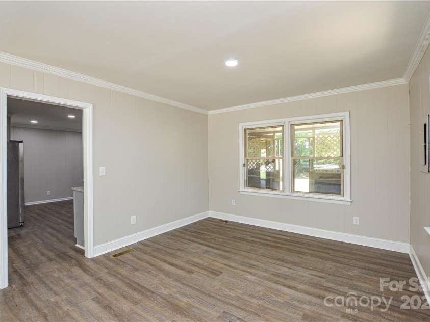 116 Brymer Road, Gastonia, NC 28056.  MLS# CAR4283903, YatesRealty ID 29943. 