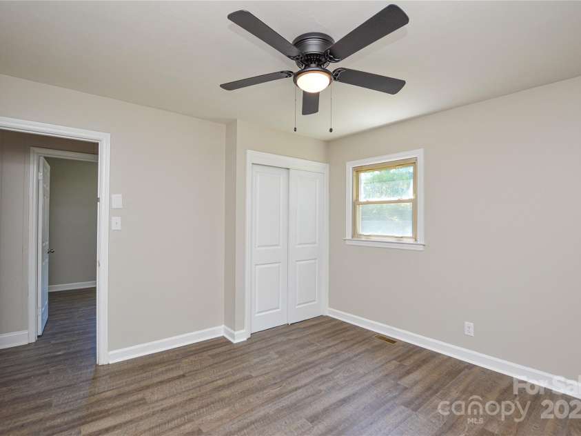 116 Brymer Road, Gastonia, NC 28056.  MLS# CAR4283903, YatesRealty ID 29943. 