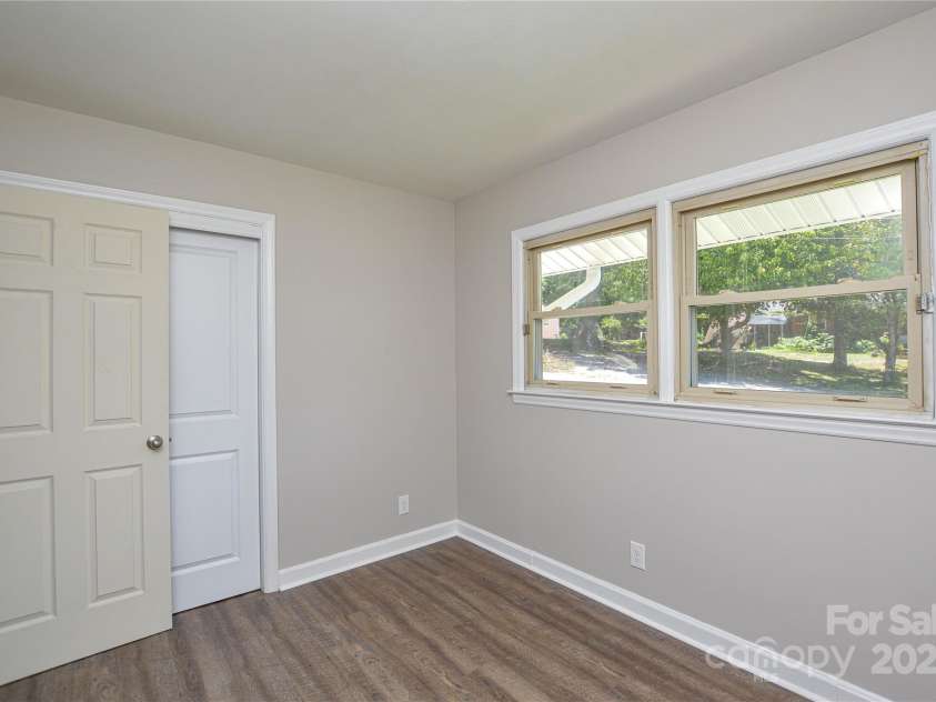 116 Brymer Road, Gastonia, NC 28056.  MLS# CAR4283903, YatesRealty ID 29943. 