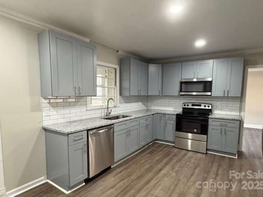 116 Brymer Road, Gastonia, NC 28056.  MLS# CAR4324466, YatesRealty ID 29943. 