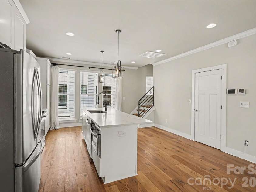 1571 Duckworth Avenue, Charlotte, NC 28208.  MLS# CAR4389981, YatesRealty ID 29943. 