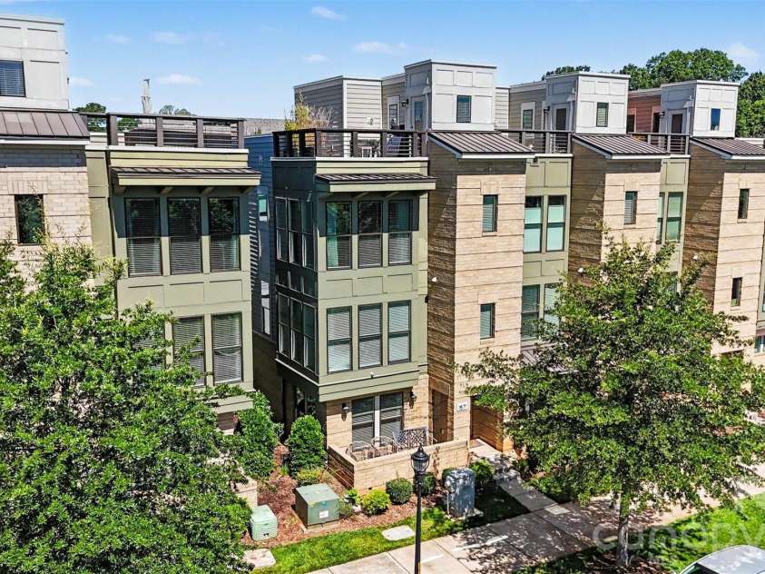 1571 Duckworth Avenue, Charlotte, NC 28208.  MLS# CAR4389981, YatesRealty ID 29943. 