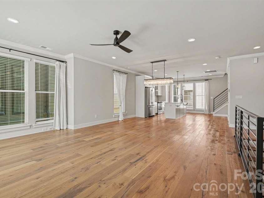 1571 Duckworth Avenue, Charlotte, NC 28208.  MLS# CAR4426470, YatesRealty ID 29943. 