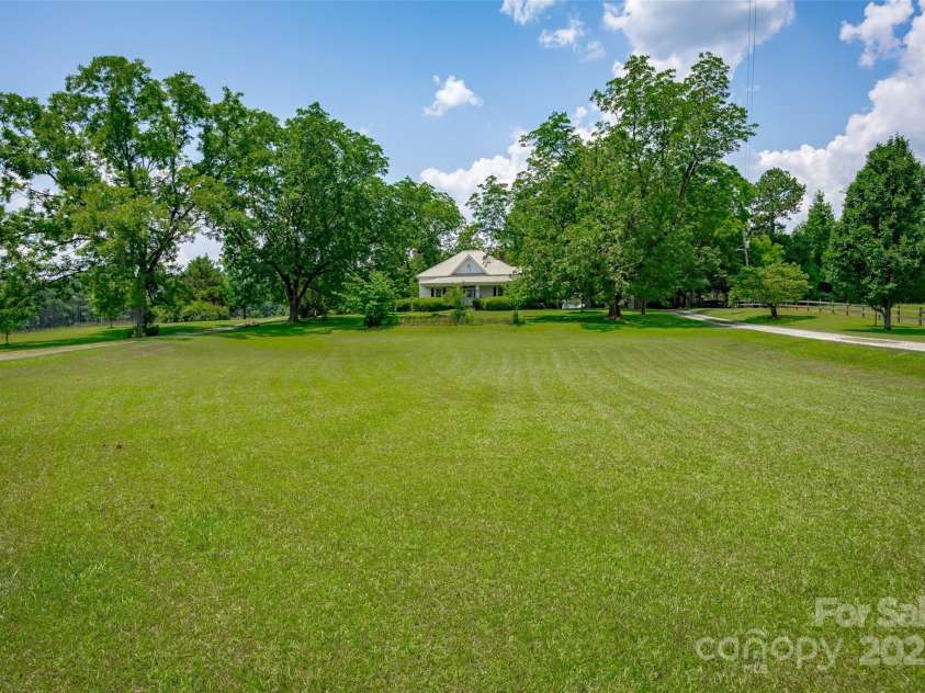 274 Old Harden Road, Winnsboro, SC 29180.  MLS# CAR4279242, YatesRealty ID 29944. 