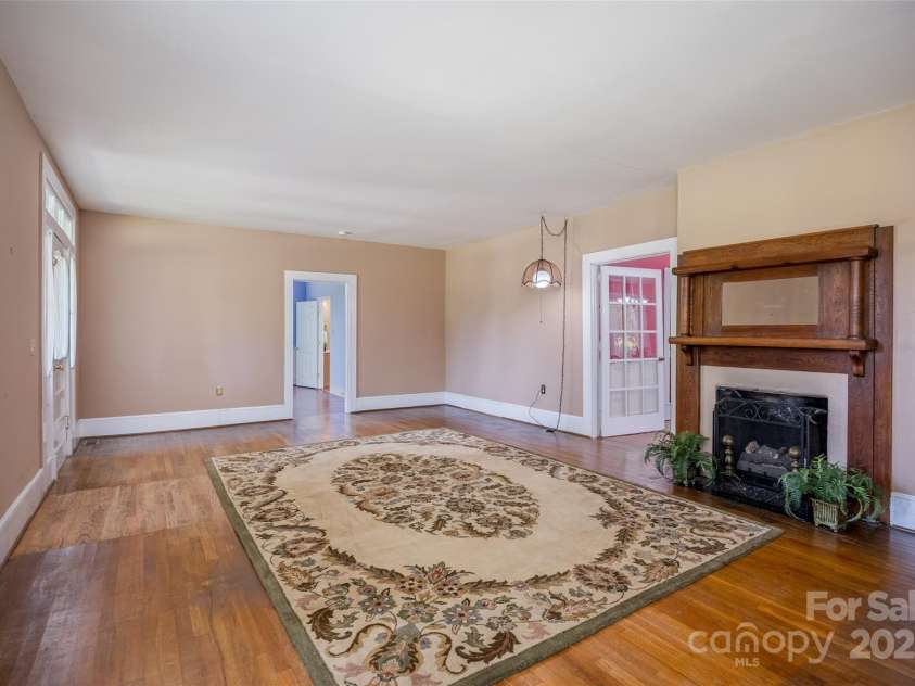 274 Old Harden Road, Winnsboro, SC 29180.  MLS# CAR4279242, YatesRealty ID 29944. Living Room