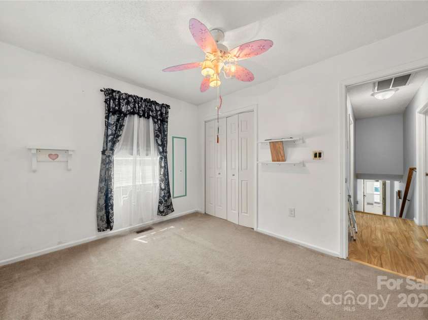 938 Lyndsey Brook Court, Lincolnton, NC 28092.  MLS# CAR4282551, YatesRealty ID 29945. 