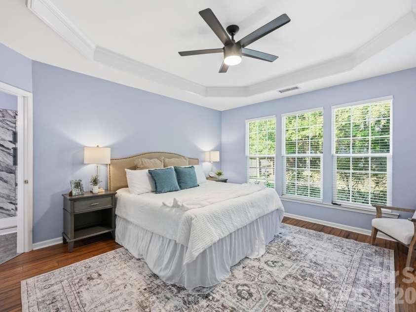9420 Kestral Ridge Drive, Charlotte, NC 28269.  MLS# CAR4392710, YatesRealty ID 29945. Primary on Main