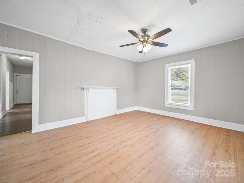 863 Old Charlotte Road, Concord, NC 28027.  MLS# CAR4272024, YatesRealty ID 29946. Living Room