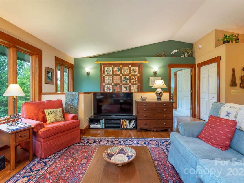 4 Galax Lane, Black Mountain, NC 28711.  MLS# CAR4286030, YatesRealty ID 29947. 